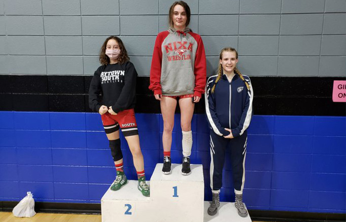 girls_wrestling